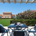 Aparthotel Ammoudia Maisonettes