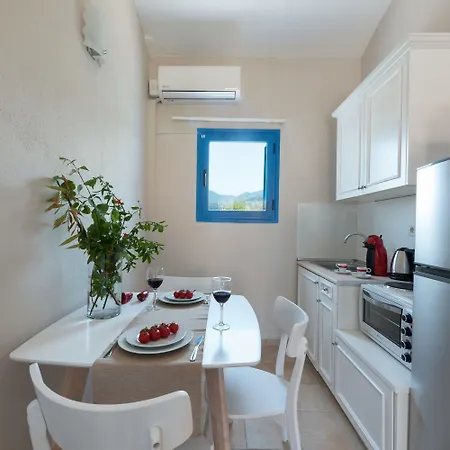 Ammoudia Maisonettes 3*