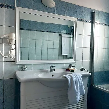 فندق Ammoudia Maisonettes 3*