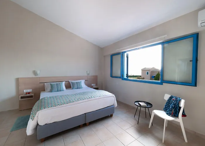 Ammoudia Maisonettes Appart hôtel 4*