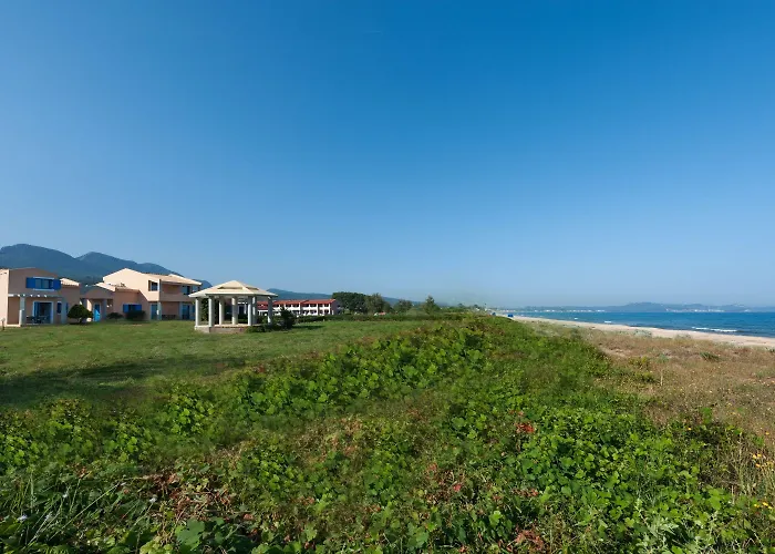 Ammoudia Maisonettes 4* Akharavi