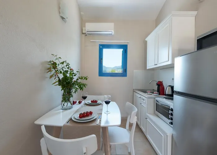 Ammoudia Maisonettes Hotel apartamentowy 4*