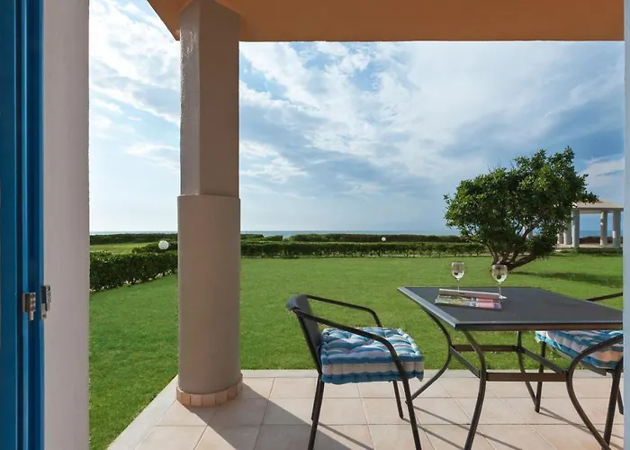 Ammoudia Maisonettes 4*