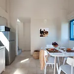 Ammoudia Maisonettes 4* أخارافي