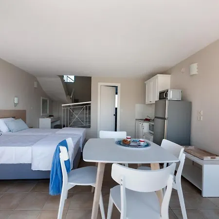 Ammoudia Maisonettes 3*